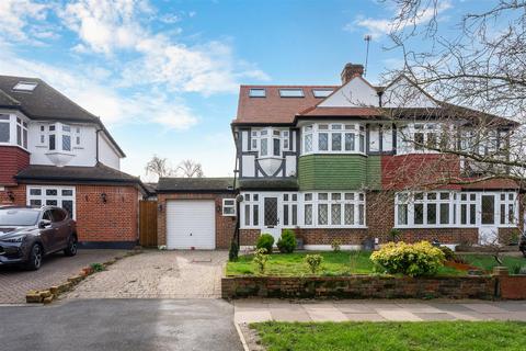 2 bedroom flat to rent, Lower Morden Lane, Morden SM4