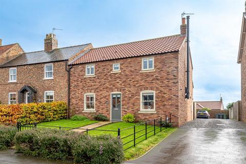 3 bedroom detached house for sale, Raskelf, York
