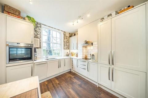 2 bedroom maisonette for sale, South Lambeth Road, London SW8