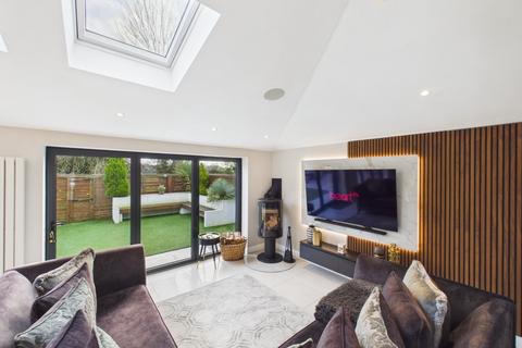 3 bedroom detached house for sale, Cherry Lane, Hull, HU8 0EF