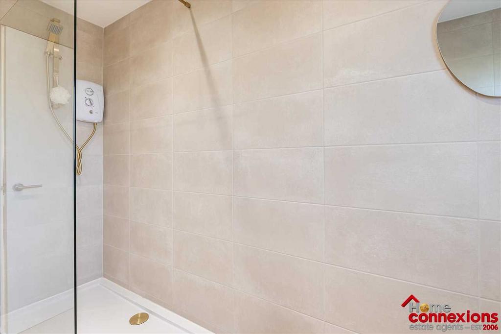 Shower Room (2)