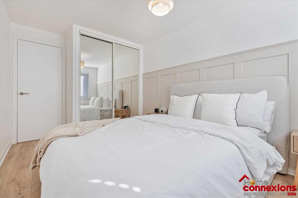 Bedroom One (2)