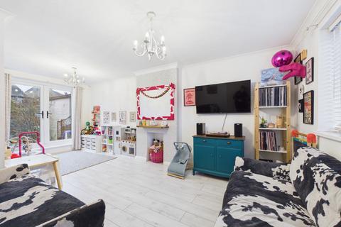 2 bedroom terraced house for sale, Hemswell Avenue, Hull, HU9 5LD