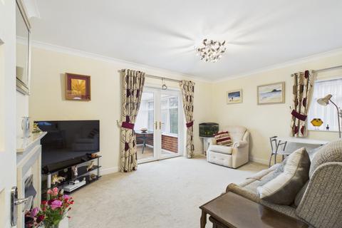 2 bedroom detached bungalow for sale, Driffield, East Riding of Yorkshire YO25