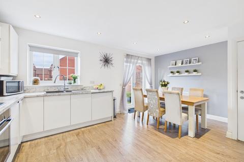 3 bedroom detached house for sale, Grosvenor Road, Kingswood, Hull,  HU7 3DS