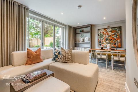 4 bedroom townhouse for sale, St Ann's Road, LONDON N15