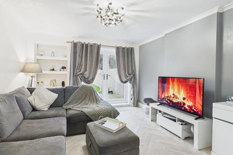 undefined, Nairn Close, Hull, East Riding Of Yorkshire, HU6 7XJ