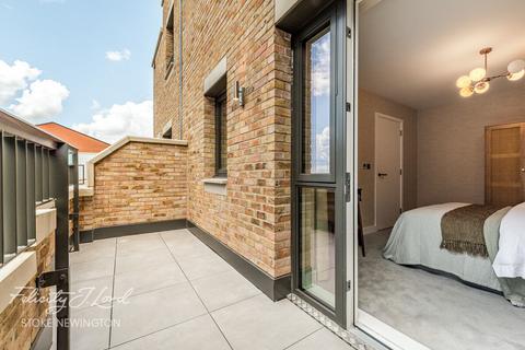 2 bedroom apartment for sale, St Ann's Road, LONDON N15