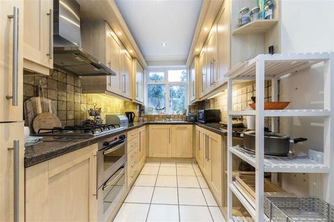 undefined, Le May Avenue, London SE12