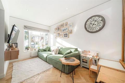 3 bedroom terraced house for sale, Chatsworth Place, Teddington TW11
