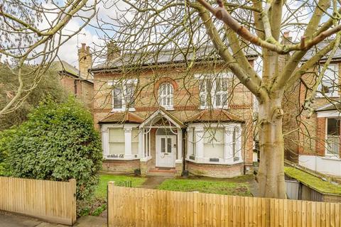 undefined, Waldegrave Road, Teddington TW11