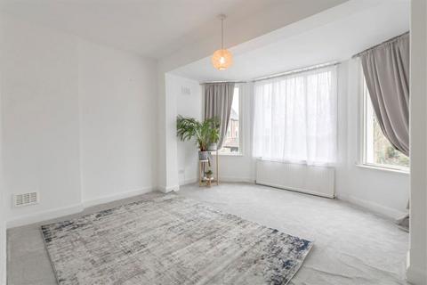 undefined, Waldegrave Road, Teddington TW11