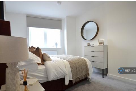 2 bedroom flat to rent, Staines-Upon-Thames, Staines-Upon-Thames, TW18