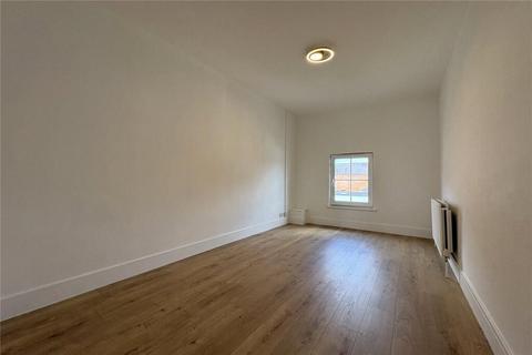 3 bedroom flat to rent, Upper Union Terrace, Aldershot GU11