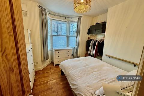 undefined, Surrey Road, London, SE15