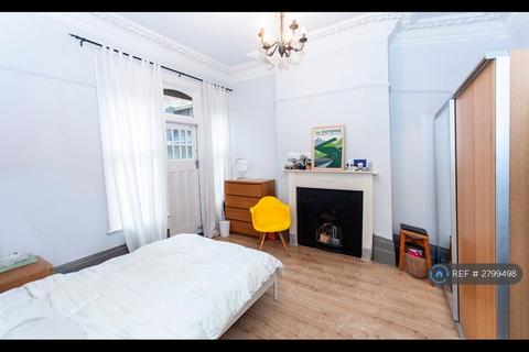 1 bedroom flat to rent, Underhill Road, East Dulwich, SE22