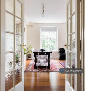 2 bedroom flat to rent, Nevern Square, London, SW5