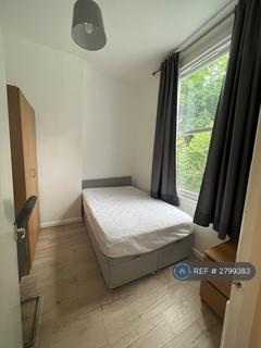 2 bedroom flat to rent, London, London, W5