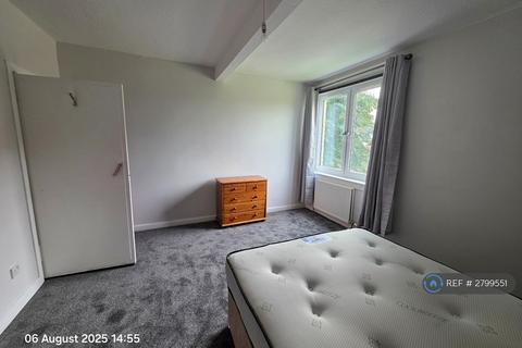 2 bedroom flat to rent, Hutchison Road, Edinburgh, EH14
