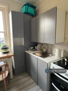 Allfarthing Lane, London, SW18