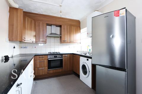 undefined, Argyll Avenue, Southall, UB1