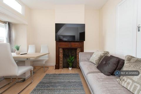 undefined, Anne Of Cleves Road, Dartford, DA1