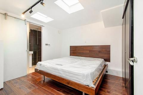 2 bedroom flat to rent, Albert Street, London NW1
