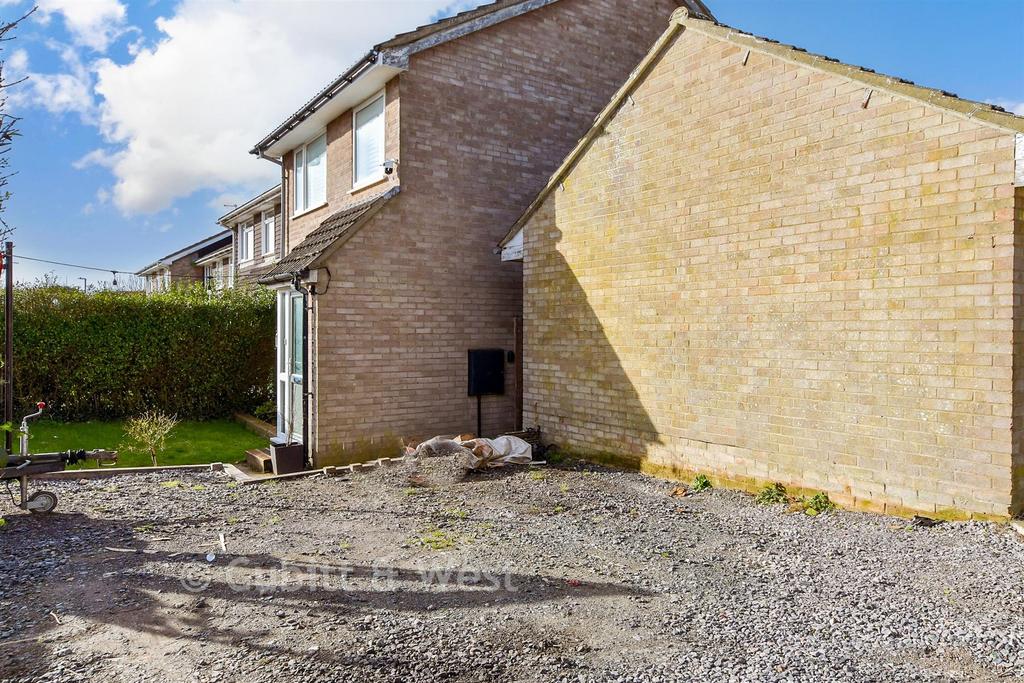 Driveway/Parking