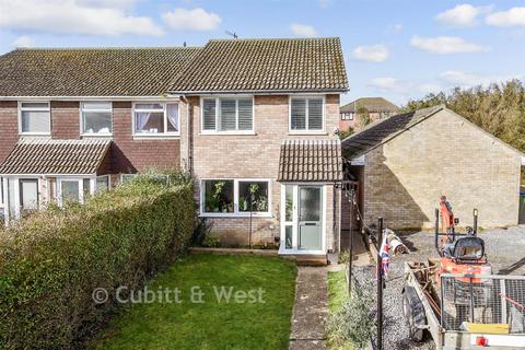 3 bedroom end of terrace house for sale, Stanley Road, Peacehaven BN10