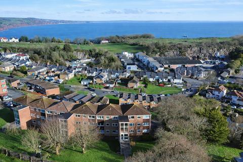 2 bedroom flat for sale, Langstone Close, Torquay, TQ1