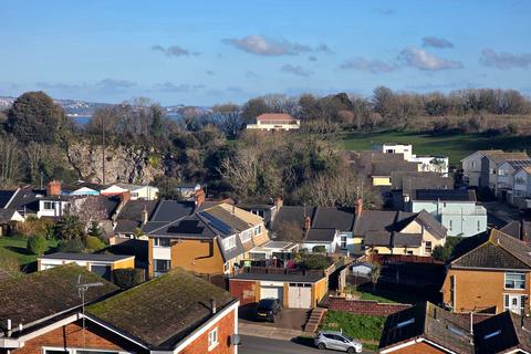 2 bedroom flat for sale, Langstone Close, Torquay, TQ1