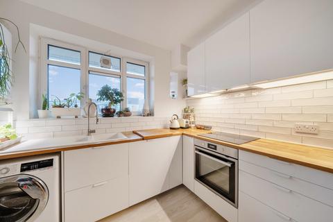 2 bedroom apartment for sale, Lordship Lane, London