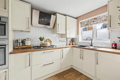 undefined, Swale Close, Stevenage