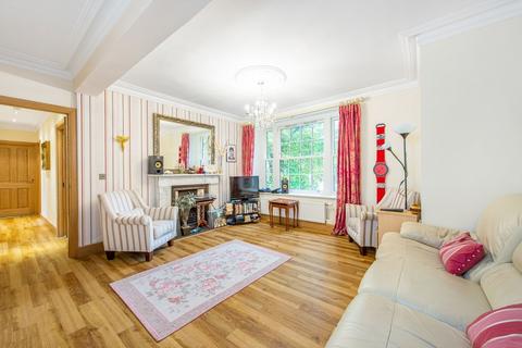 4 bedroom flat for sale, Barrow Hill Estate, London, NW8