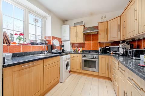 4 bedroom flat for sale, Barrow Hill Estate, London, NW8