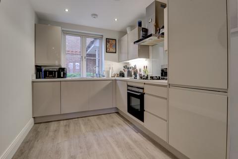 2 bedroom apartment for sale, Amersham Road, High Wycombe HP15