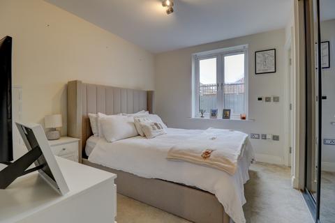 2 bedroom apartment for sale, Amersham Road, High Wycombe HP15