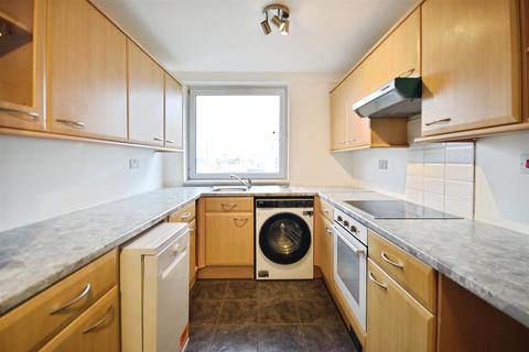 undefined, Romulus Court, Brentford Dock