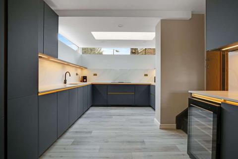 4 bedroom house to rent, Woodsyre, Sydenham Hill
