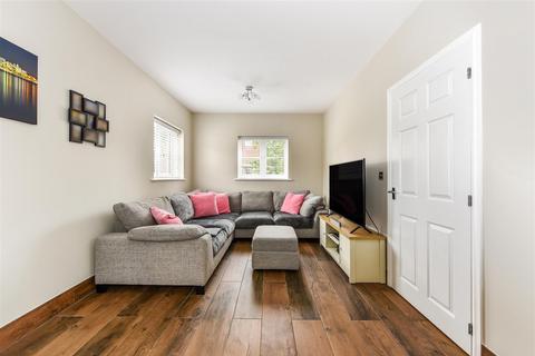 3 bedroom detached house for sale, Oak Leaf Way, Horndean