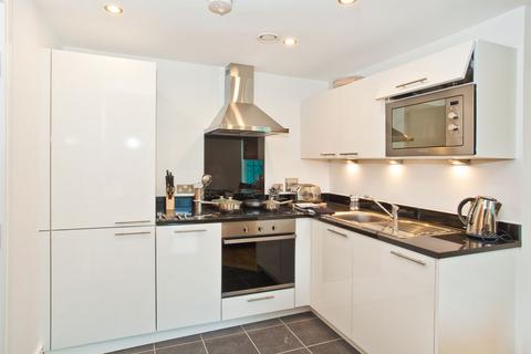 2 bedroom flat to rent, Mill Lane, London SE8