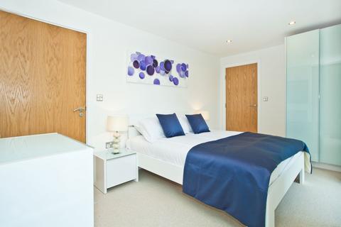 2 bedroom flat to rent, Mill Lane, London SE8