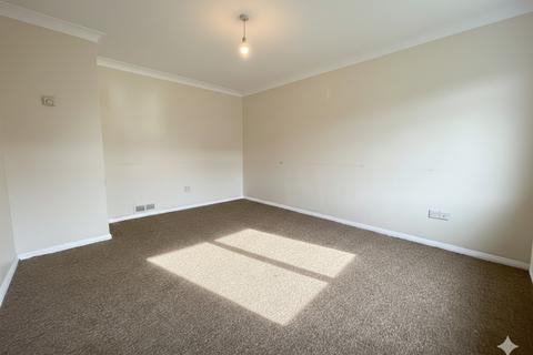 undefined, Ventnor Gardens, Luton, Bedfordshire, LU3 3SL