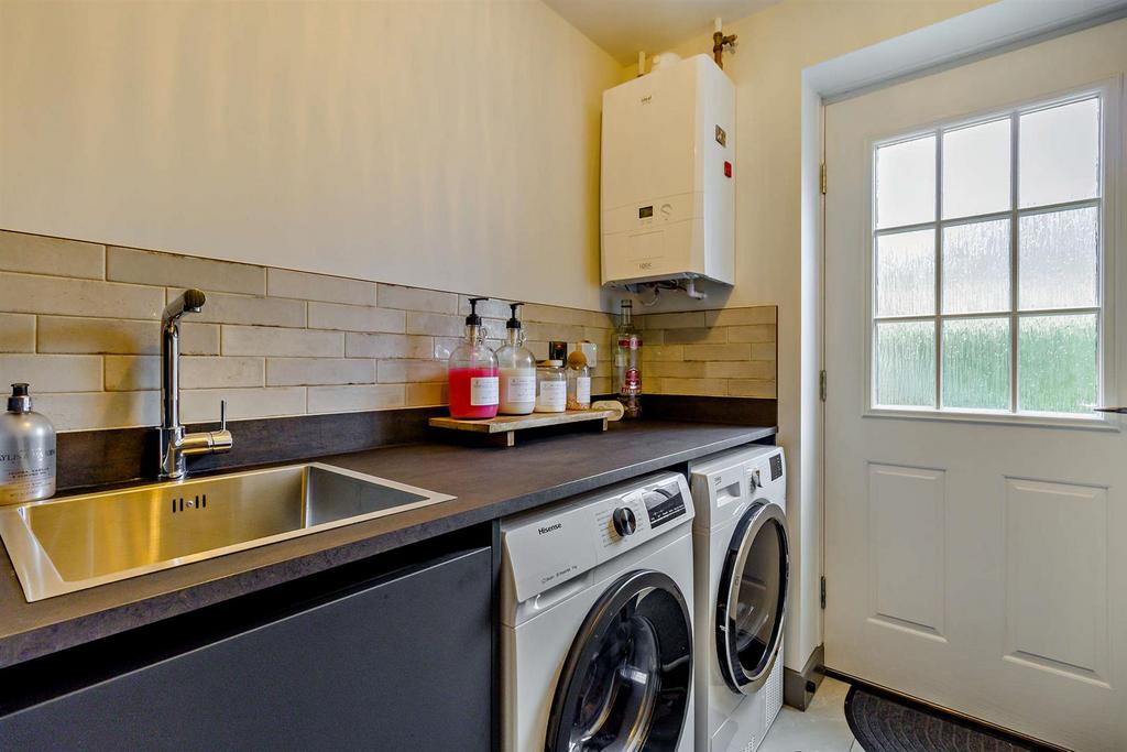 8679049-interior19-800.jpg