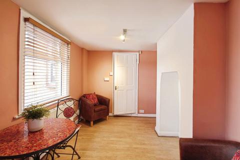 undefined, New Road, Hillingdon UB8