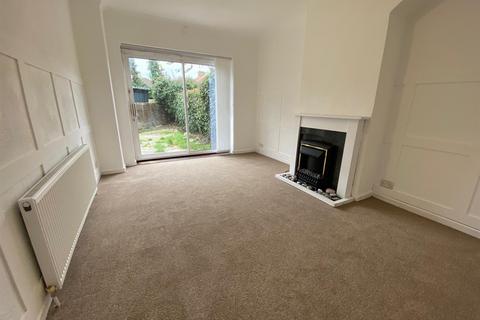 2 bedroom end of terrace house for sale, Church Elm Lane, Dagenham