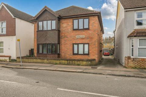 1 bedroom apartment for sale, Victoria Road, Surrey RH1