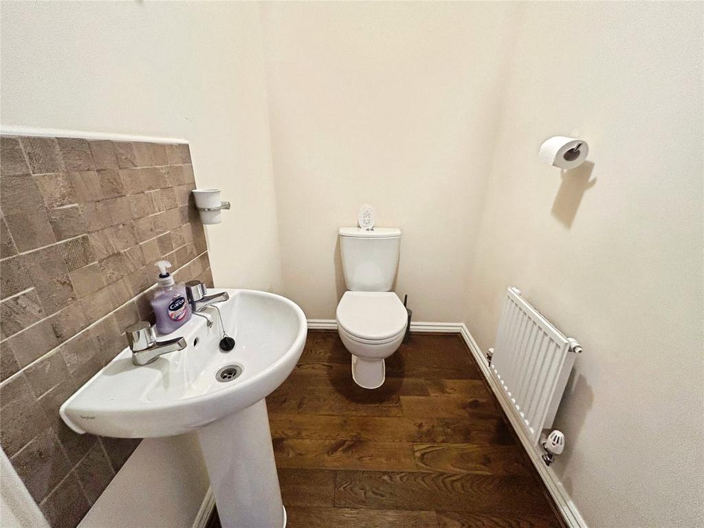 Cloakroom Wc