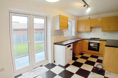 undefined, Henty Close, Manchester M30