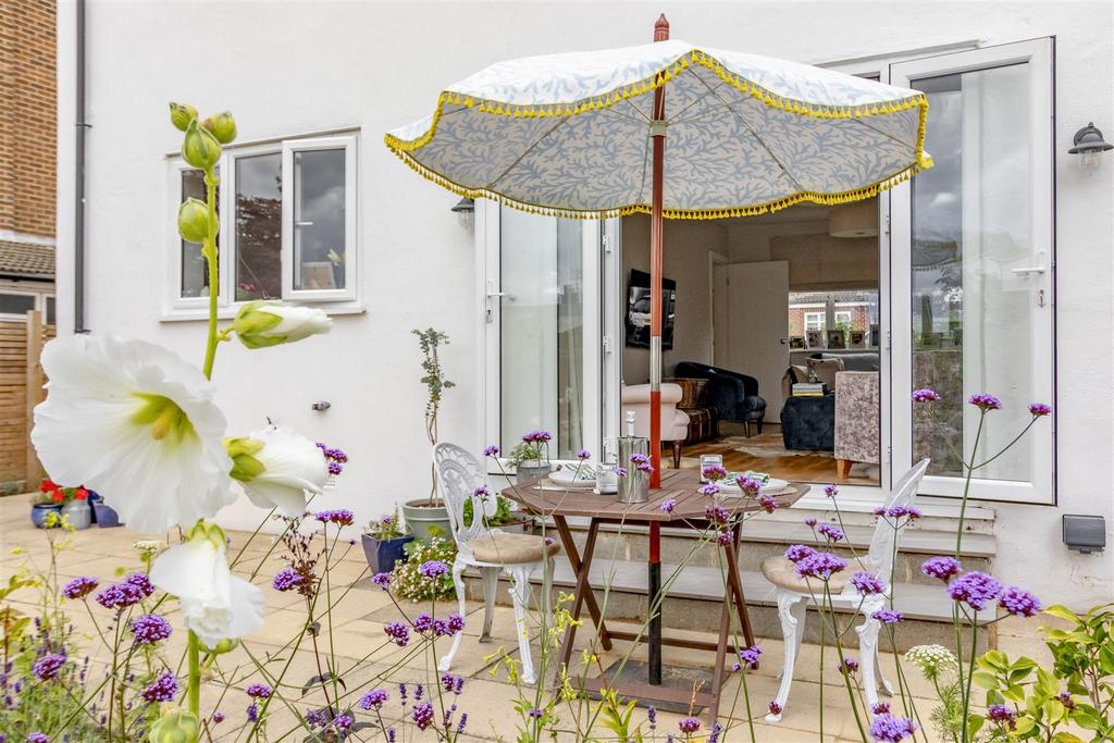 Exterior - 14.jpg